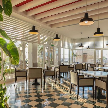 Radisson Blu Resort & Thalasso Hammamet Kültér fotó The restaurant