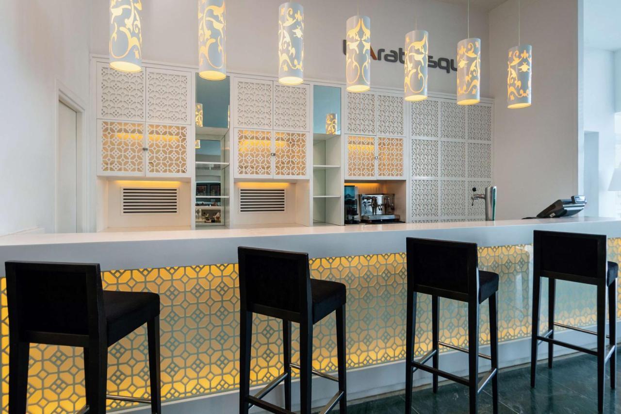 Radisson Blu Resort & Thalasso Hammamet Kültér fotó The bar at the lounge
