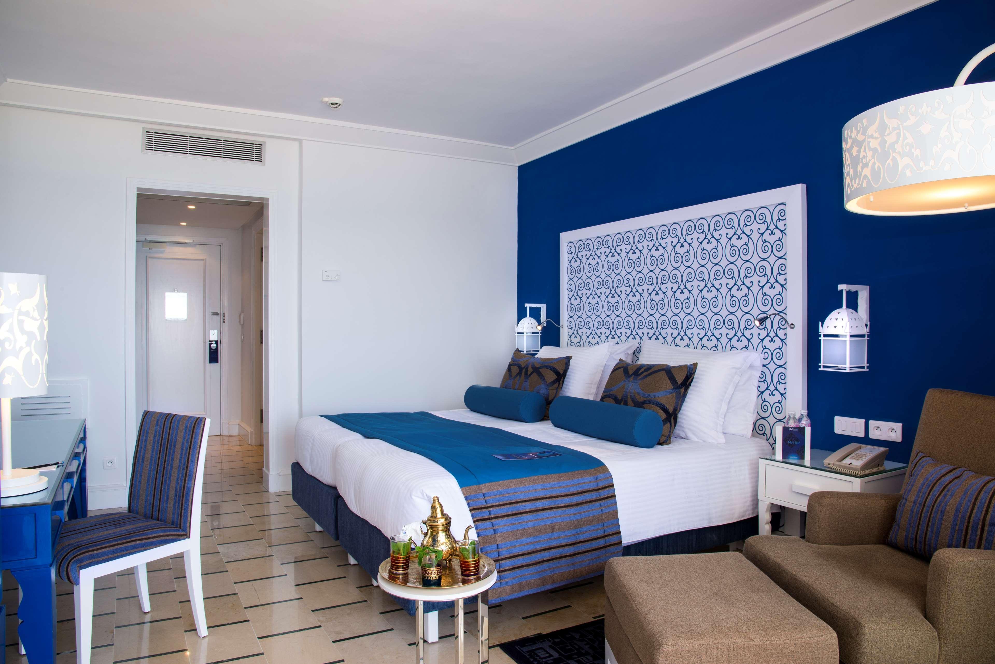 Radisson Blu Resort & Thalasso Hammamet Kültér fotó A room at the hotel