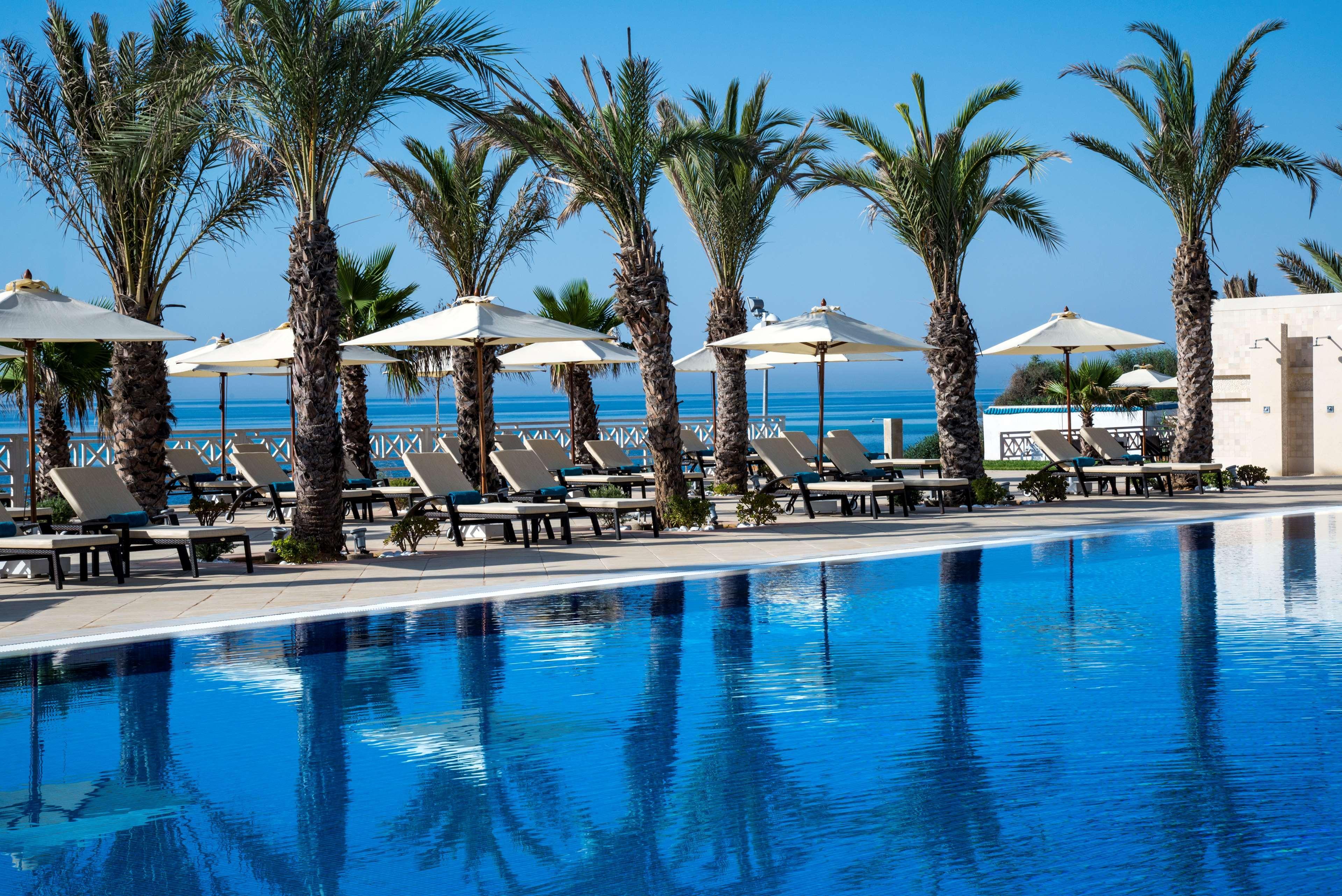 Radisson Blu Resort & Thalasso Hammamet Kültér fotó Pool at the Grand Palladium Hotel
