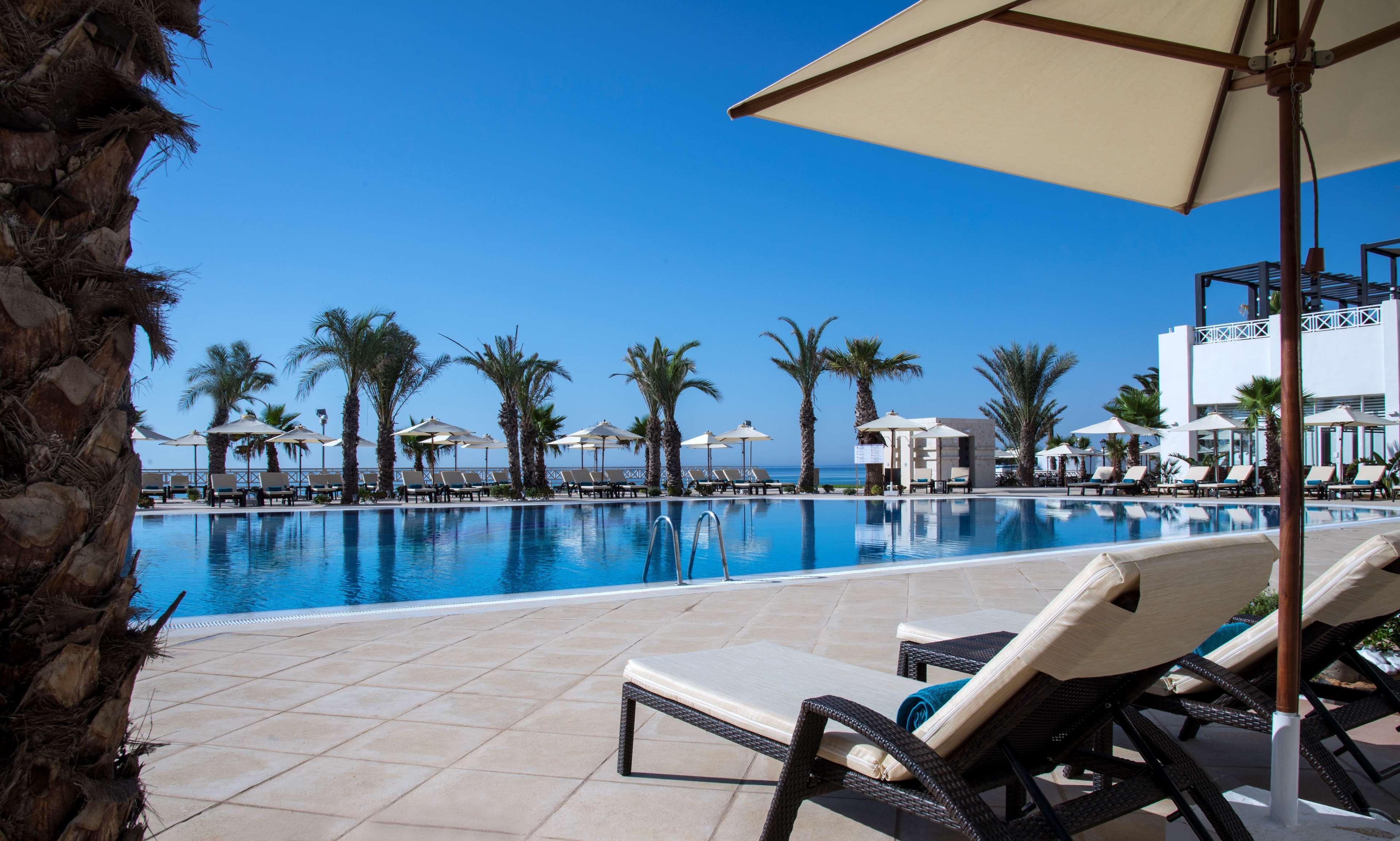 Radisson Blu Resort & Thalasso Hammamet Kültér fotó The pool at the Royal Beach Palace