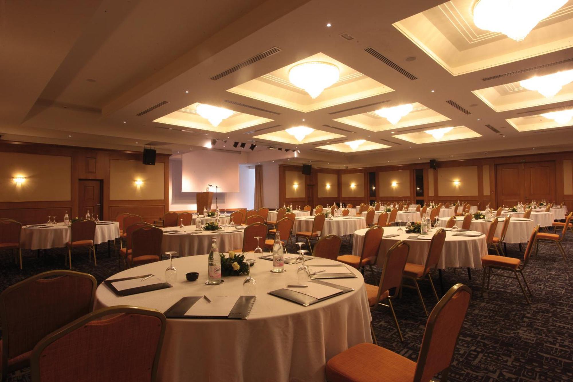Radisson Blu Resort & Thalasso Hammamet Kültér fotó The ballroom at the hotel